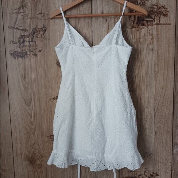 Shein Coquette White Eyelet Cut Out Twist Front Ruche Mini Dress Size 4 - Picture 4 of 10